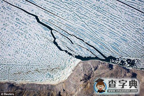格陵蘭發(fā)生最大規(guī)模冰川崩裂1