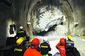 世界最長鐵路隧道瑞士貫通1
