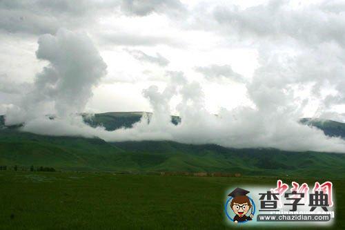 新疆昭蘇山區(qū)出現(xiàn)云海奇觀1