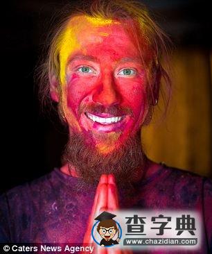 烏克蘭攝影師拍攝罕見壯觀“火焰彩虹”景象2
