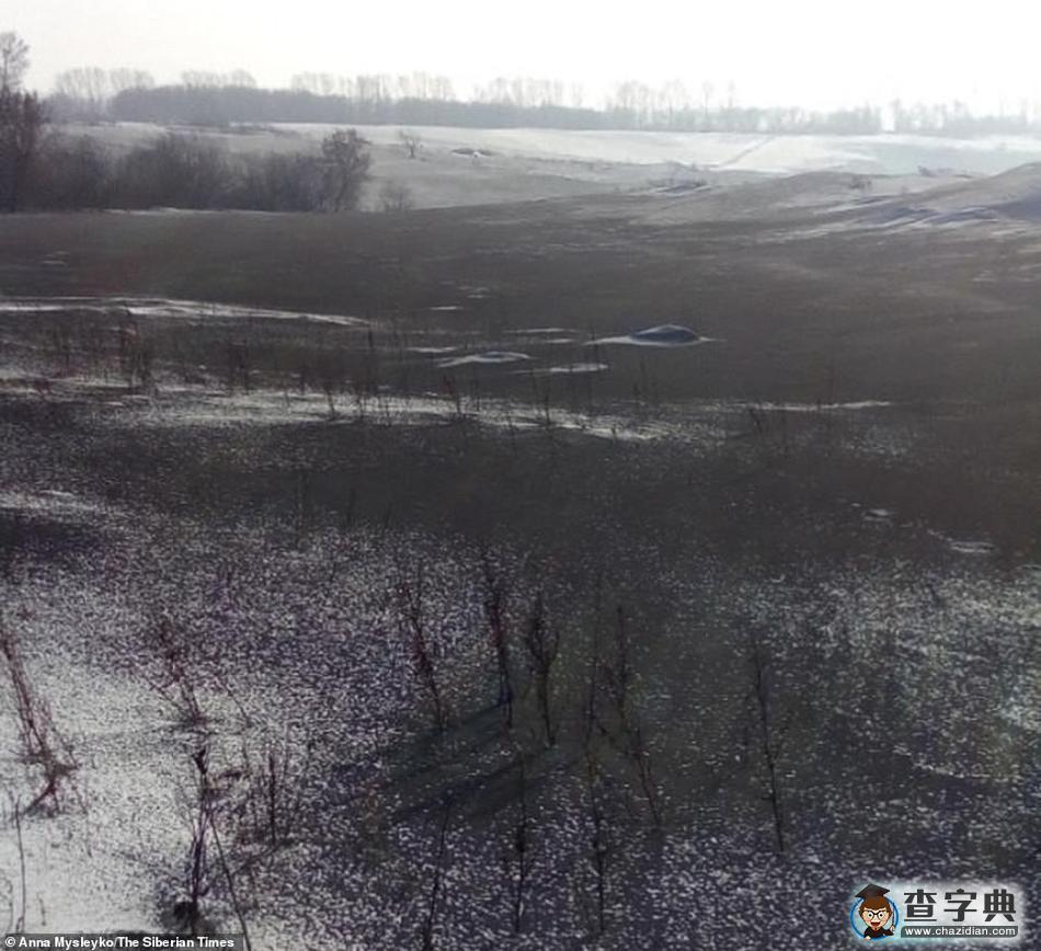 西伯利亞小鎮(zhèn)天降黑雪 居民稱仿佛生活在地獄8
