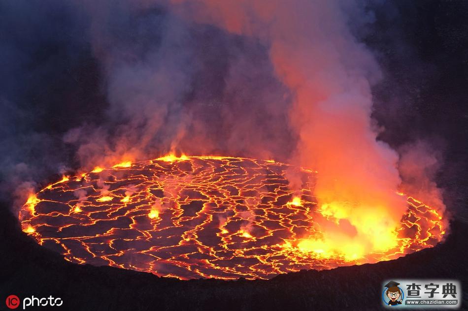 震撼！偏遠(yuǎn)亞南極群島發(fā)現(xiàn)地球第8個永久火山熔巖湖1