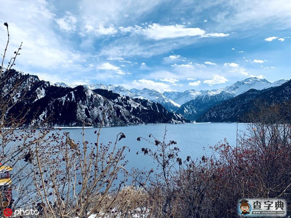 新疆天山天池景區(qū)迎來(lái)冬日降雪 景色壯美如詩(shī)如畫2