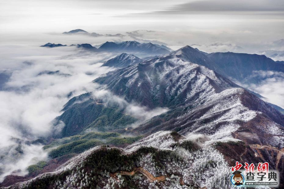 航拍江西武寧太平山霧凇景觀 如夢(mèng)如幻蔚為壯觀7