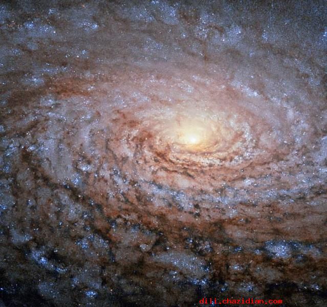 哈勃望遠(yuǎn)鏡最新拍攝美麗的“向日葵星系”