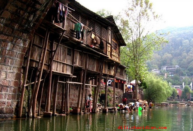 地理環(huán)境對人類的影響：從衣食住行進(jìn)行感受